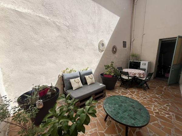 Maison à louer 1 200 € CC Labastide-St-Pierre 4 p 126 m² DPE B