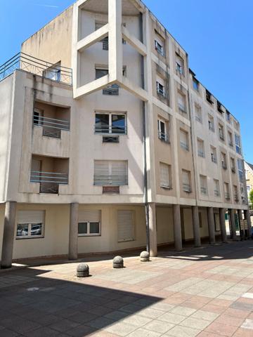 POITIERS Centre ville - studio avec parking