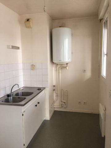 POITIERS Centre ville - studio avec parking