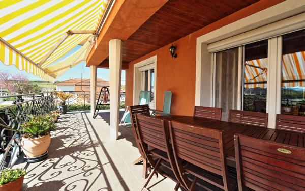 Maison à vendre    5 pièces •  Saint-Symphorien-d'Ozon