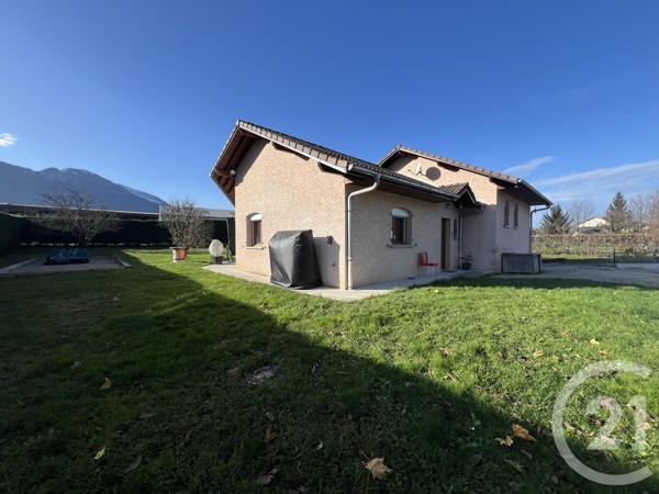 Maison à vendre  4 pièces - 102,22 m2 ST PIERRE EN FAUCIGNY - 74