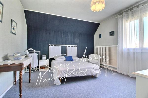 Maison d'habitation sur sous-sol total de 6 pièces avec 5 chambres, garage et terrain