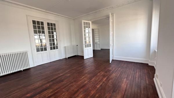 BELFORT CENTRE – APPARTEMENT F6 HAUSSMANNIEN 160 m² – GARAGE