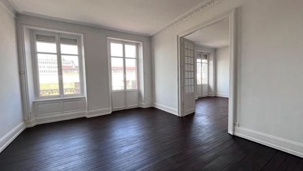 BELFORT CENTRE – APPARTEMENT F6 HAUSSMANNIEN 160 m² – GARAGE