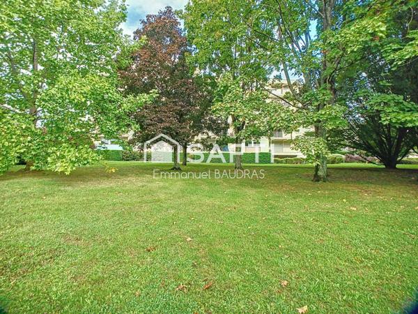 Vue avec un grand balcon