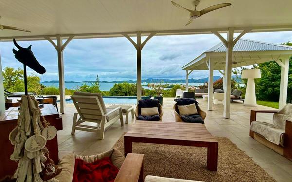 Maison à vendre    4 pièces •  Le Robert