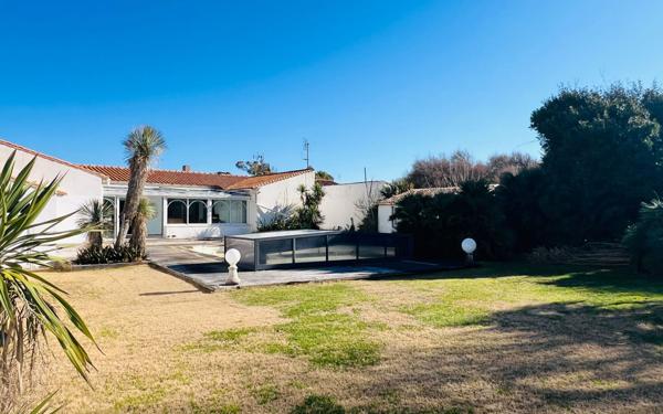 Maison à vendre    6 pièces •  Sainte-Marie-de-Ré