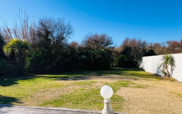 Maison à vendre    6 pièces •  Sainte-Marie-de-Ré