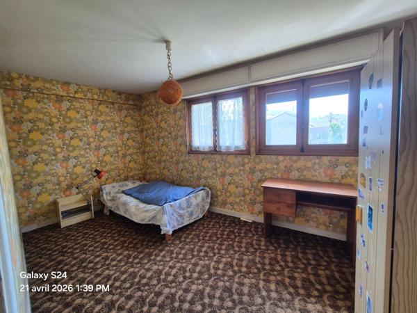 Maison centre ville avec balcon et garage