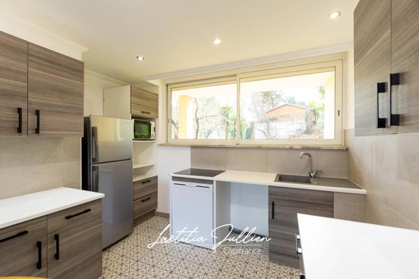 Appartement à vendre 3 pièces LA SEYNE SUR MER (83)