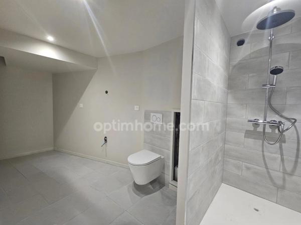 RARE Maison moderne 140 m² proche du secteur de Saint-Gelais, 4 chambres, patio et garage ANGOULEME (16)