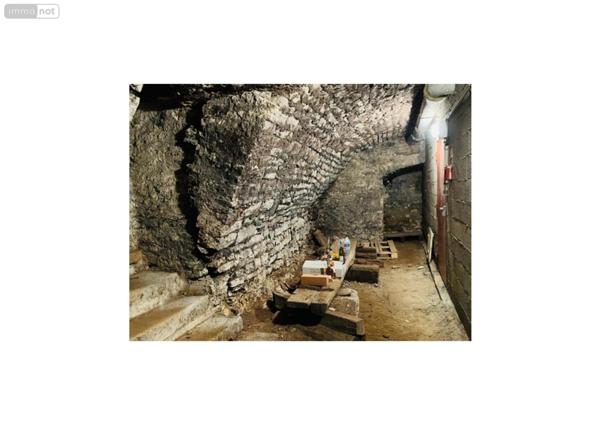 Immeuble à vendre à Pesmes en Haute-Saône (70140), ref : SCI OMEE-VI