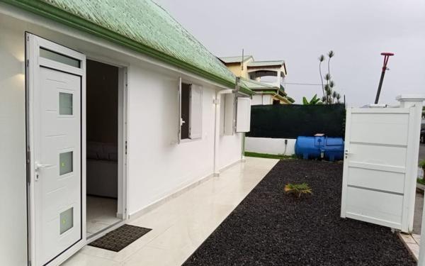 Maison à louer    4 pièces • 100 m2 Morne-à-l'Eau