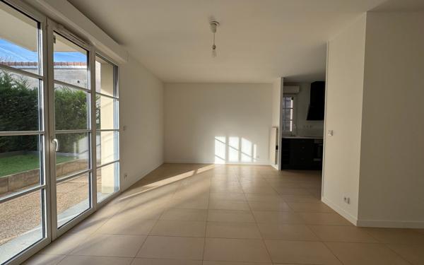 Appartement à vendre    3 pièces • 64,52 m2 Vaires-sur-Marne