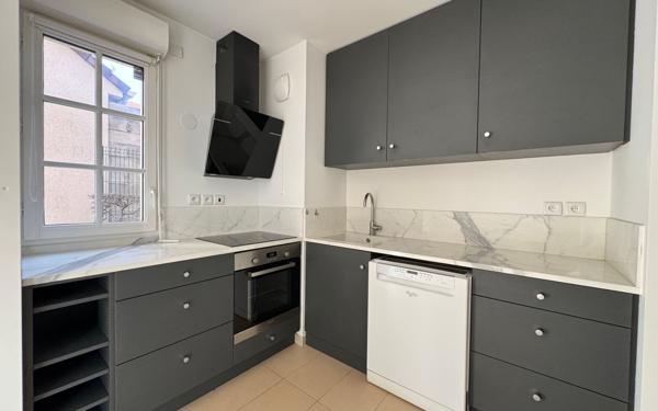 Appartement à vendre    3 pièces • 64,52 m2 Vaires-sur-Marne