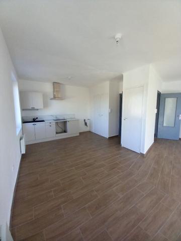 Grand T4 rue recherchée MANOSQUE