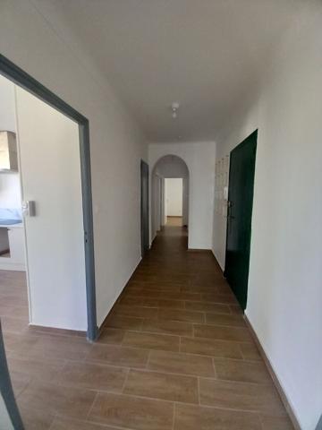 Grand T4 rue recherchée MANOSQUE