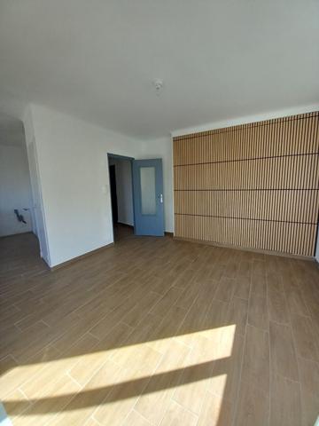 Grand T4 rue recherchée MANOSQUE