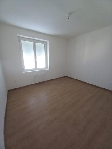 Grand T4 rue recherchée MANOSQUE