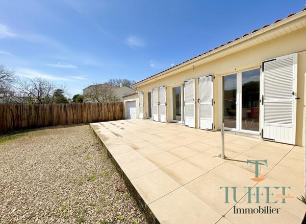 Maison principale + maison d'amis et grand Jardin