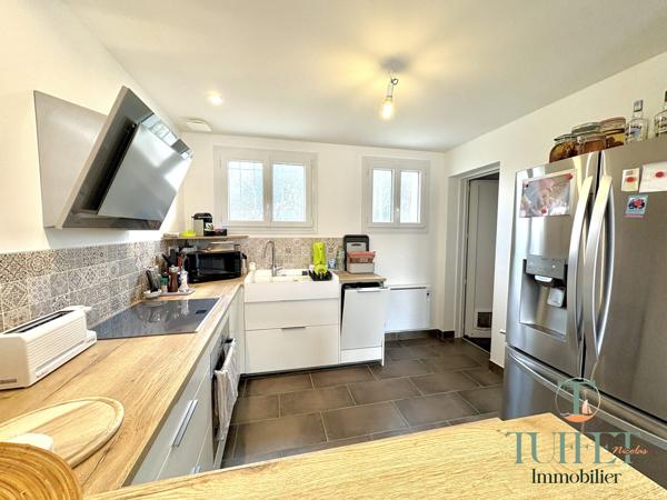 Maison principale + maison d'amis et grand Jardin
