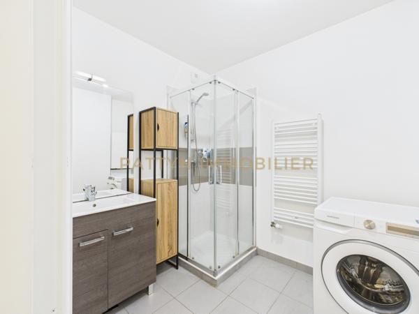 Villeurbanne (69100) T3 récent avec loggia et possibilité garage – DPE B – Villeurbanne