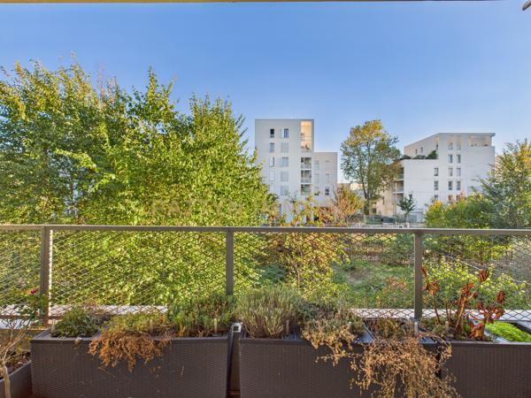 Villeurbanne (69100) T3 récent avec loggia et possibilité garage – DPE B – Villeurbanne