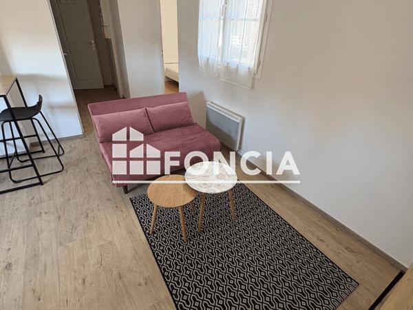 Location Studio meublé 39.17 m² - Niort 79000