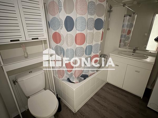 Location Studio meublé 39.17 m² - Niort 79000