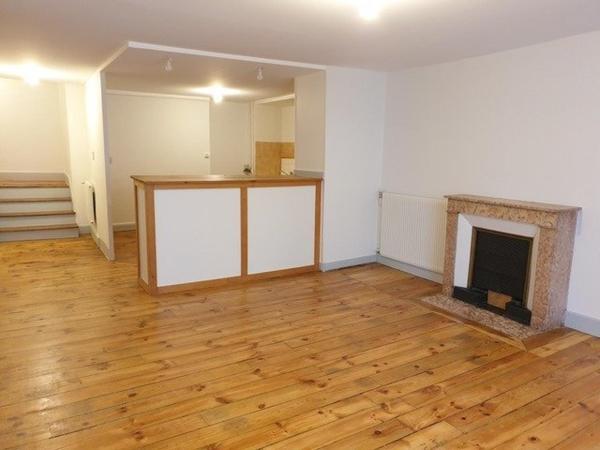 Appartement rénové en 2023 au cœur de Voiron – 60 m², idéal investisseur !