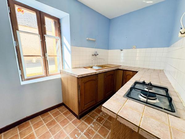 Charmante maison de 72 m² avec dépendances – Le Grand-Lucé