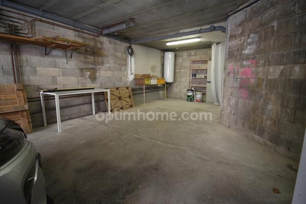 MARSEILLE 4° - Montolivet / Blancarde - Maison de ville avec terrasse, garage 2 véhicules