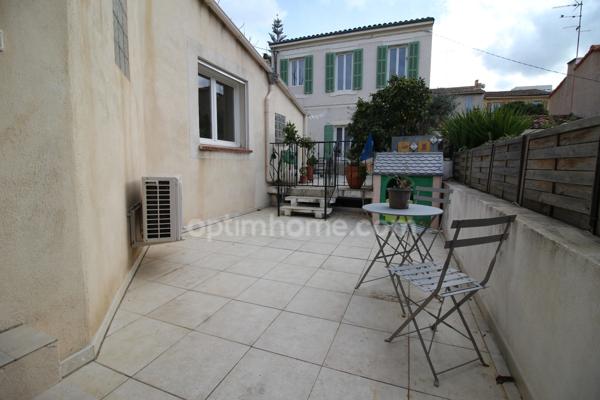 MARSEILLE 4° - Montolivet / Blancarde - Maison de ville avec terrasse, garage 2 véhicules