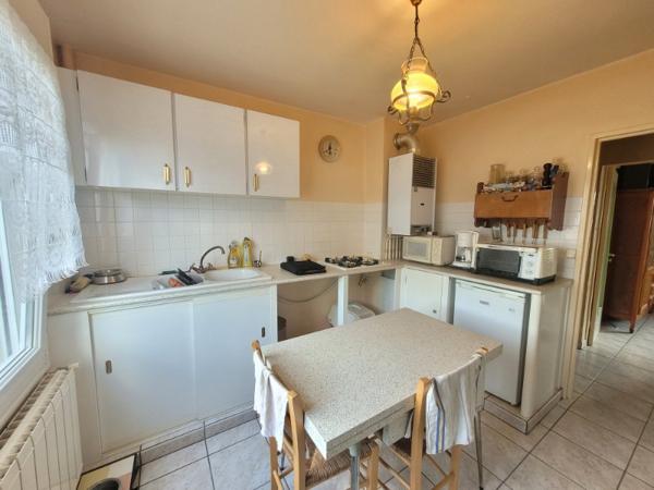 APPART loué 500€ (3 chambres + garage + verdure)