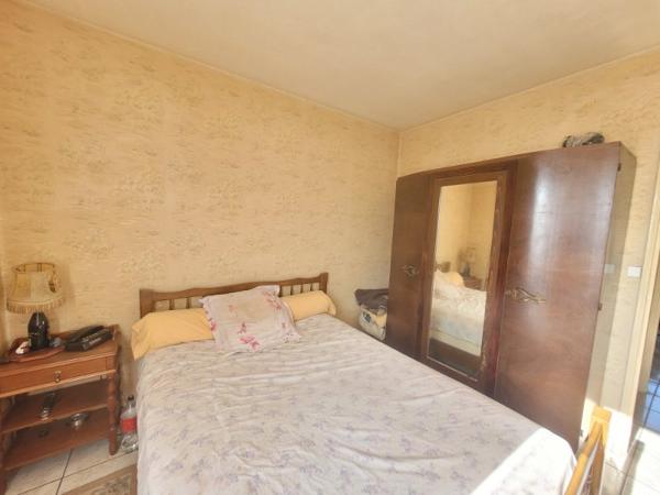 APPART loué 500€ (3 chambres + garage + verdure)