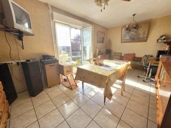 APPART loué 500€ (3 chambres + garage + verdure)