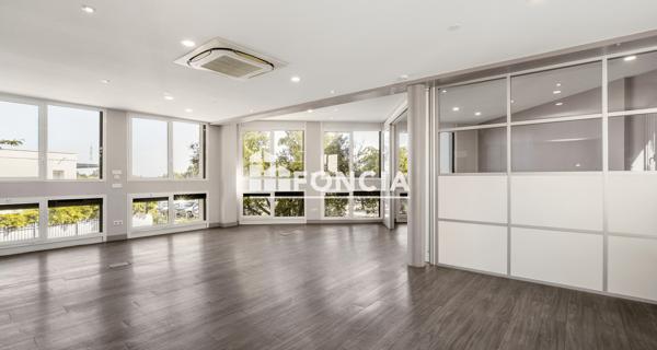 À vendre Local commercial 148.29 m² - Béziers 34500