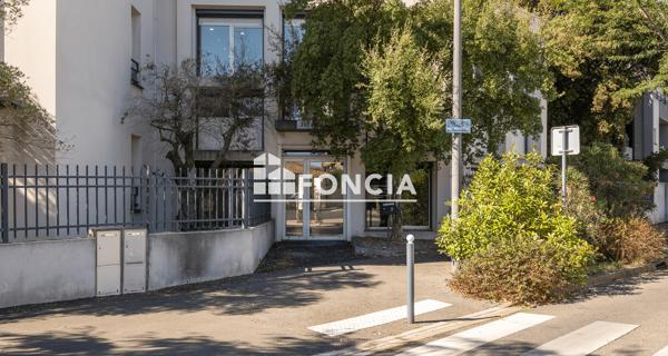 À vendre Local commercial 148.29 m² - Béziers 34500