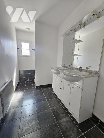 Maison deux chambres plain-pied