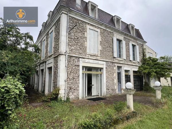 Vente                                                      Immeuble
                        
                     16 pièces                      500 m2                     à Fauillet