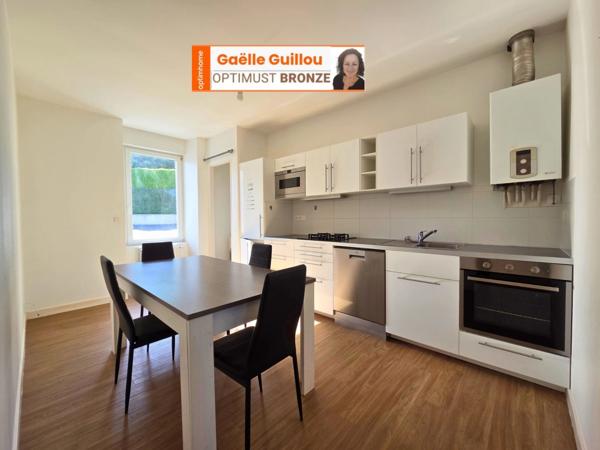 Appartement RDC 3 pièces -56m²- Vue mer - St Pol de Léon - Place de parking + cave