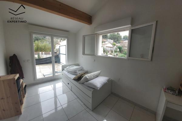 Septèmes-les-Vallons (13240) Maison Type 4 avec terrasse ,jardinet et garage