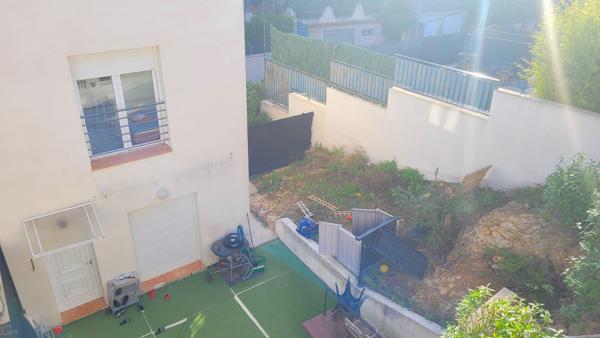 Septèmes-les-Vallons (13240) Maison Type 4 avec terrasse ,jardinet et garage