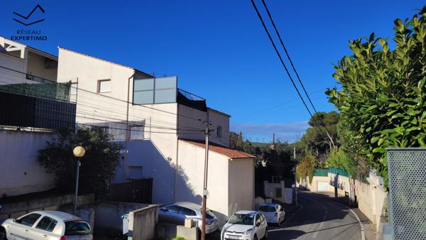 Septèmes-les-Vallons (13240) Maison Type 4 avec terrasse ,jardinet et garage