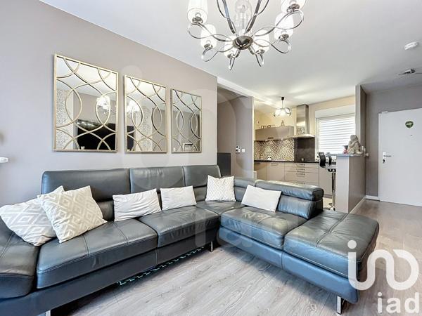 Appartement 3 pièces de 60 m² à Neuilly-sur-Marne (93330)