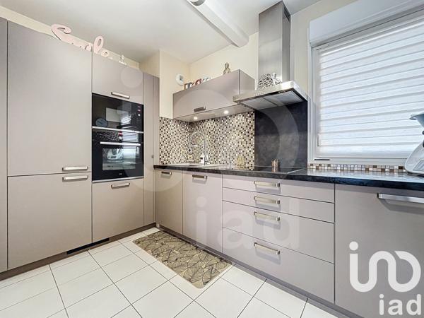 Appartement 3 pièces de 60 m² à Neuilly-sur-Marne (93330)