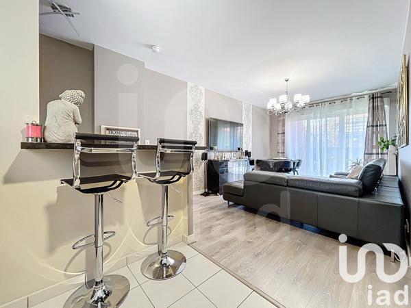 Appartement 3 pièces de 60 m² à Neuilly-sur-Marne (93330)