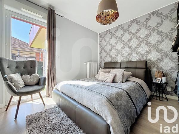 Appartement 3 pièces de 60 m² à Neuilly-sur-Marne (93330)