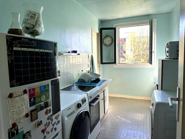 APPARTEMENT 3 PIÈCES EN CENTRE VILLE