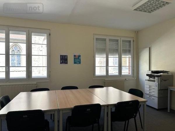 Local Professionnel et commercial à louer à Neufchâtel-en-Bray en Seine-Maritime (76270), ref : L152